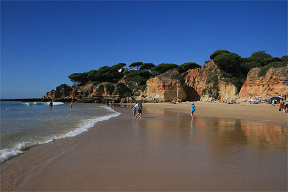 Praia Olhos de Agua