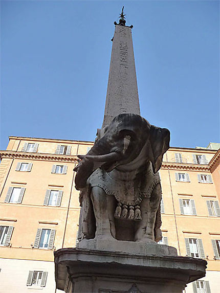 L'Eléphant de Bernini ...