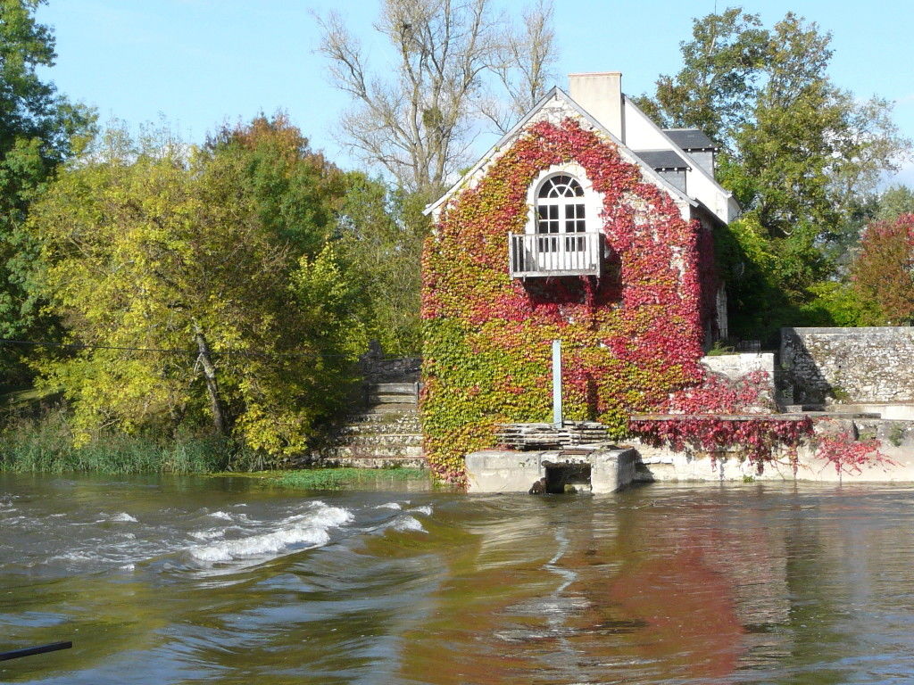 Le Moulin de Nitray à l'automne