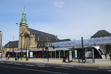 Gare Centrale de Luxembourg Ville et le tramway