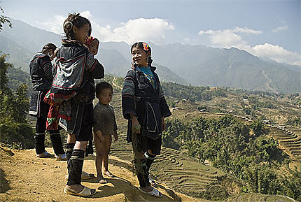 Vallée des Hmông Den (noir) 