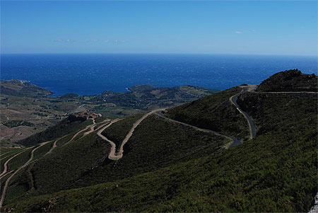 La D86 entre Collioure et Banyuls La D86 entre Collioure et Banyuls