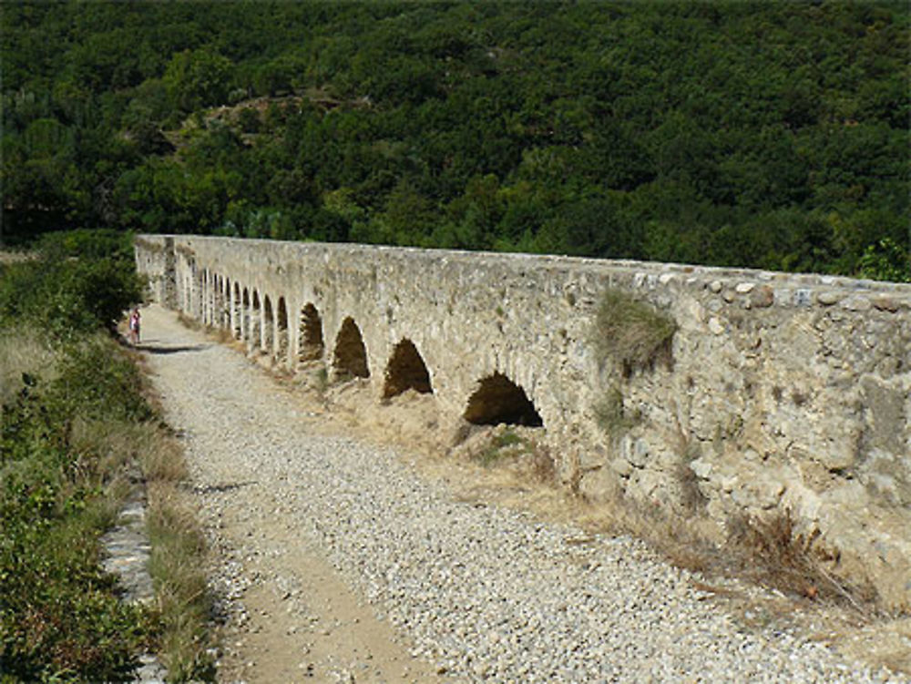 Aqueduc Romain à Ansignan