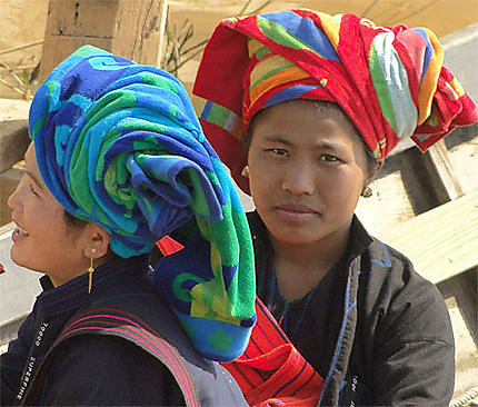 Lac Inle : femmes Pao