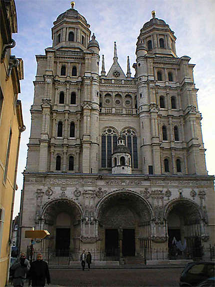Une cathédrale