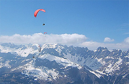 Les Aravis en Parapente