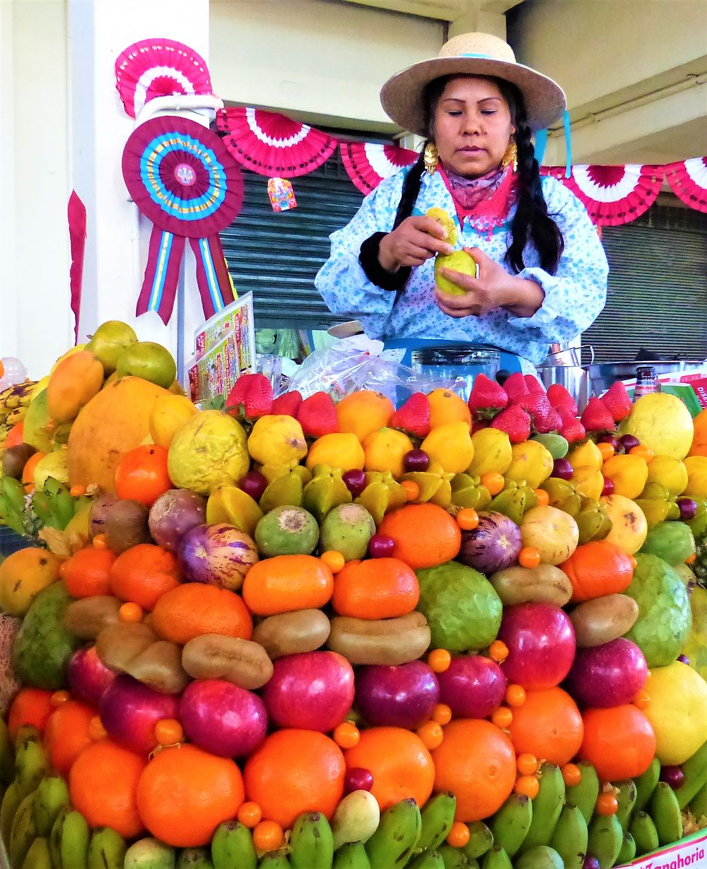 La dame aux jus à Arequipa, Pérou