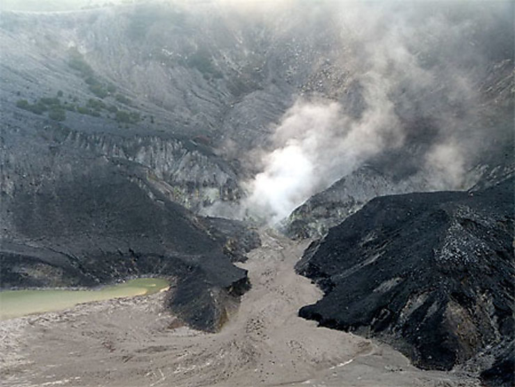 Tangkuban Prahu (volcan)
