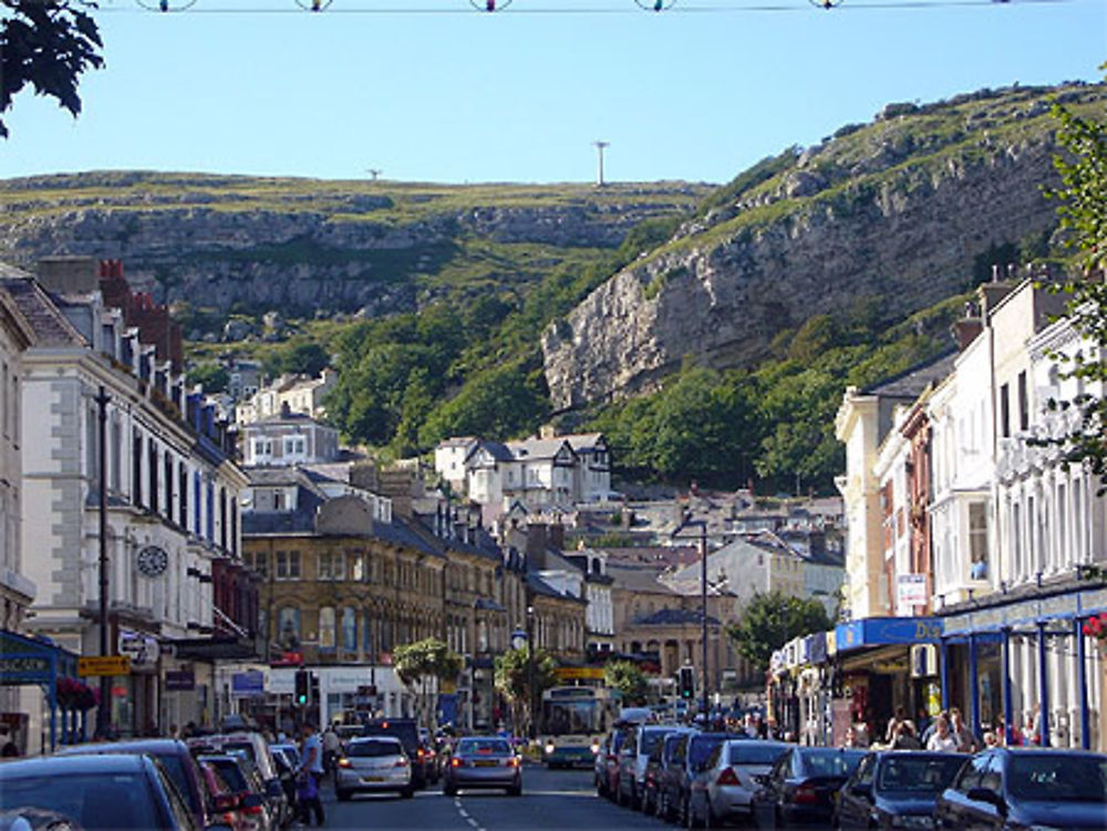 Rue commerçante de Llandudno