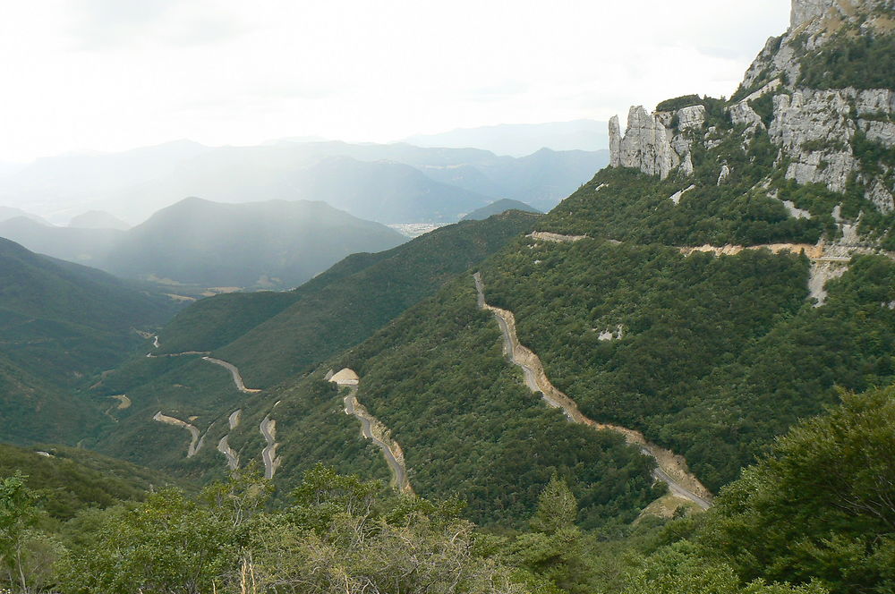 Route sinueuse du col du Rousset