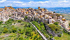La Sicile secr&egrave;te des villes perch&eacute;es