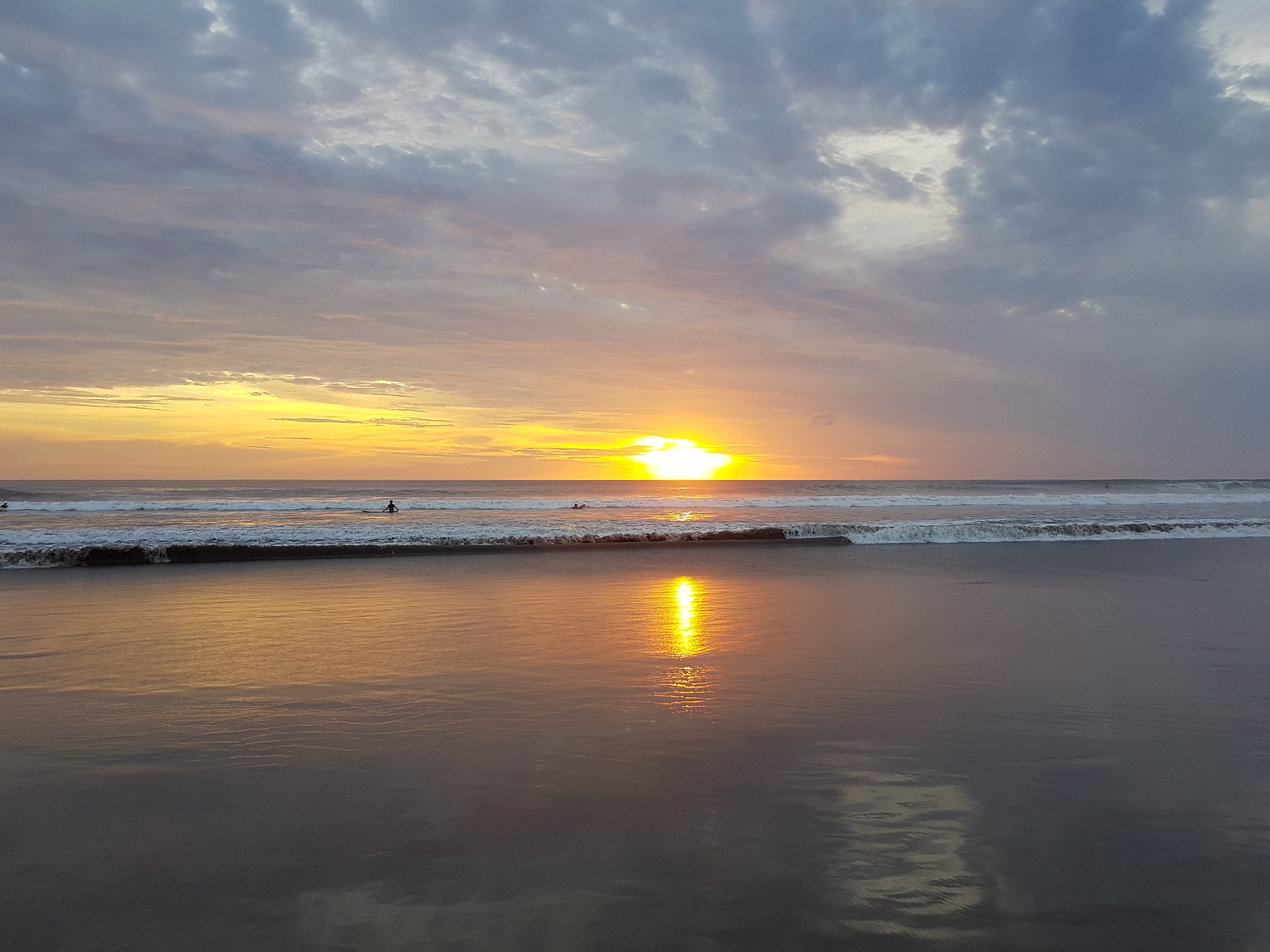 Plage au coucher de soleil Plage au coucher de soleil