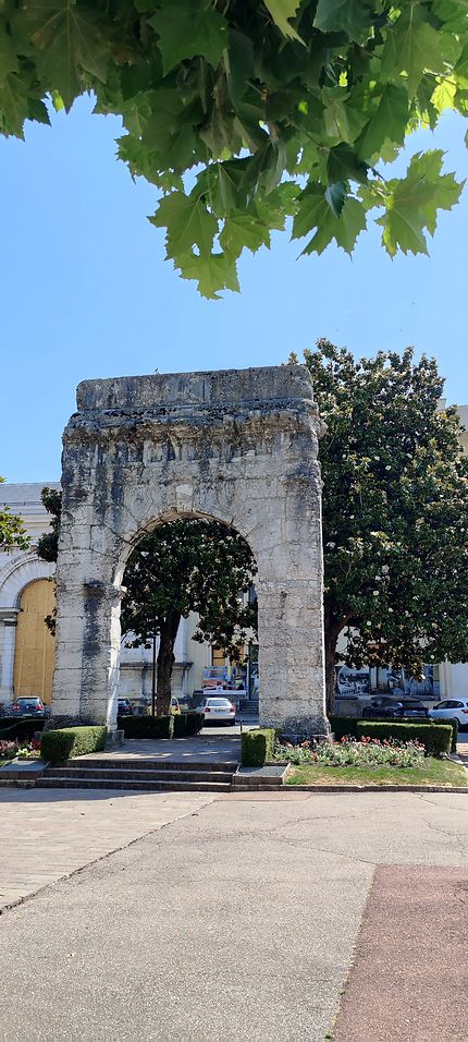 Arc de Campanus 