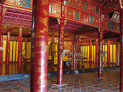 Tombeau de l'empereur Minh Mang, temple principal