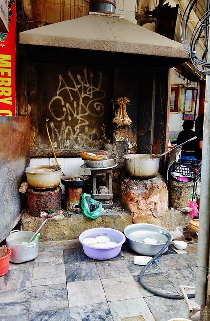 Street-food vietnamienne à Hội An
