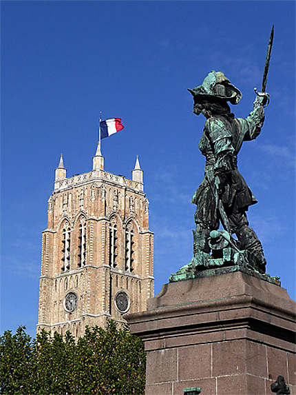 Beffroi et statue de Jean Bart, Dunkerque