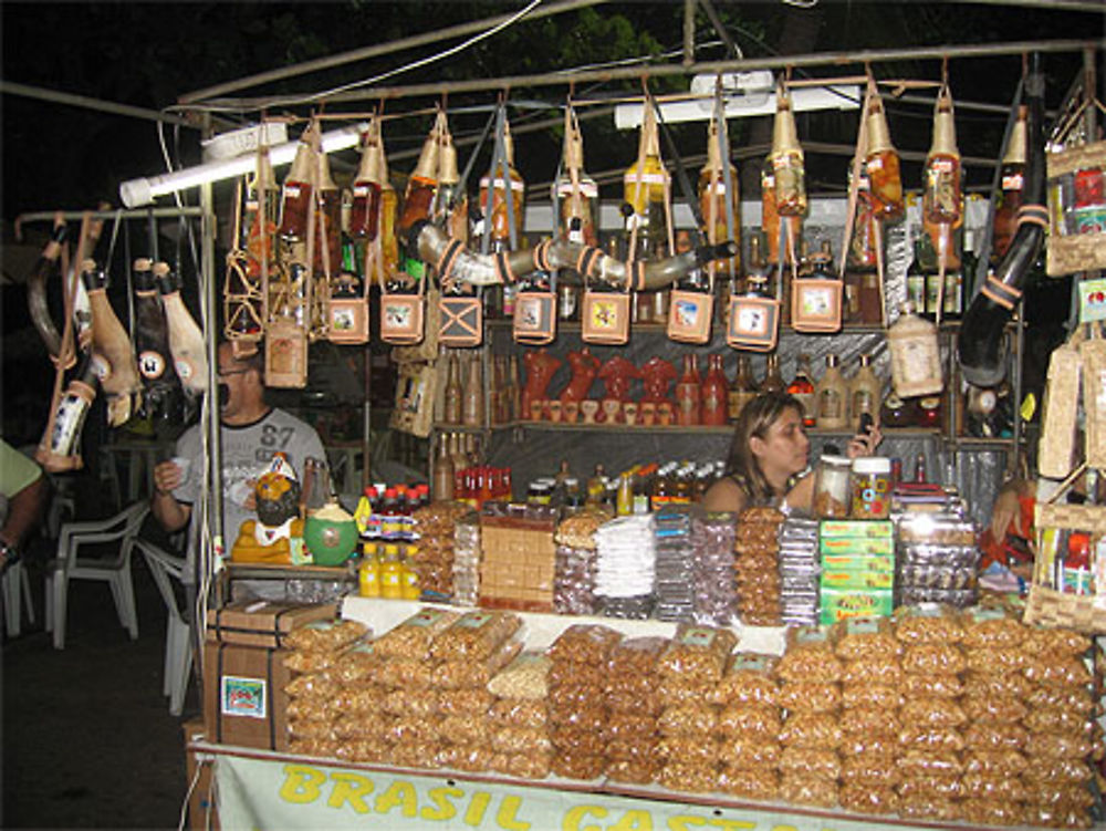 Marché nocturne Beira Mar