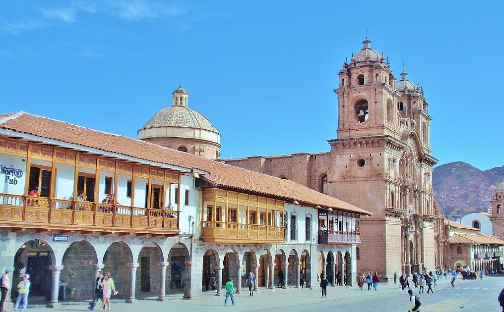 Eglise et place d'Armes à Cuzco 