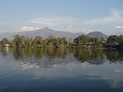Lac Phewa et Mt Fishtail