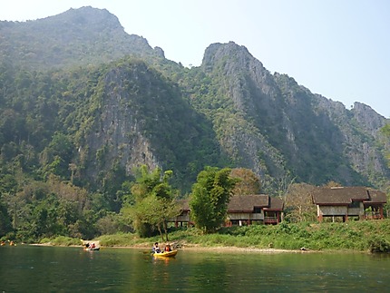 Kayaking et guesthouses à l'abandon