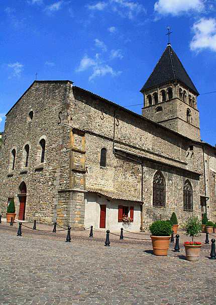 Beaujeu : l'église Saint-Nicolas