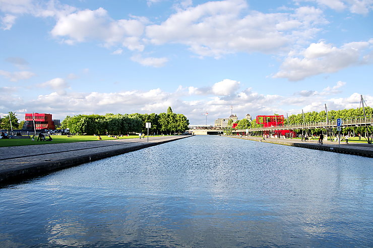 Le canal de l’Ourcq (19e arrondissement)
