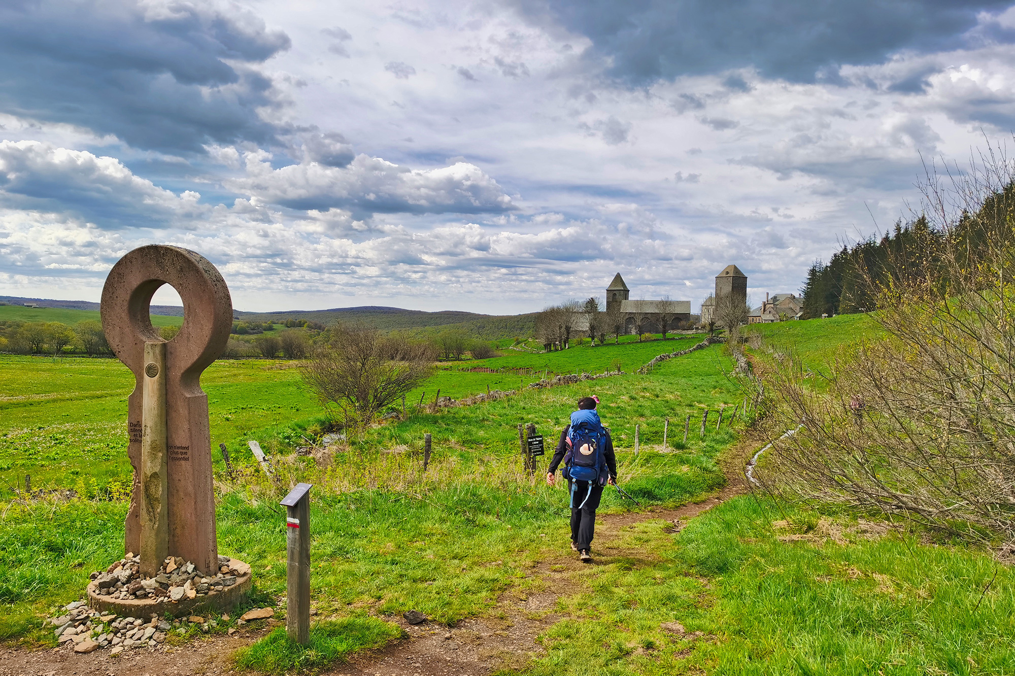 Sur le chemin de Compostelle, du Puy-en-Velay à Conques