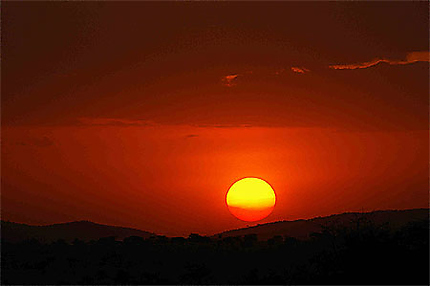 Coucher de soleil dans le Serengeti