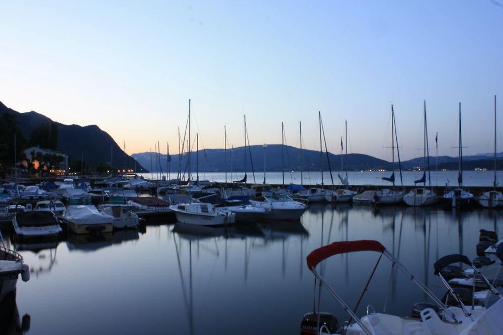 Lac du Bourget en soirée