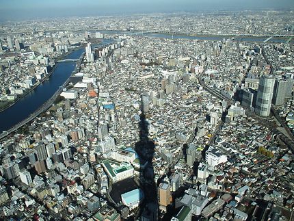 L'ombre de la tour Skytree