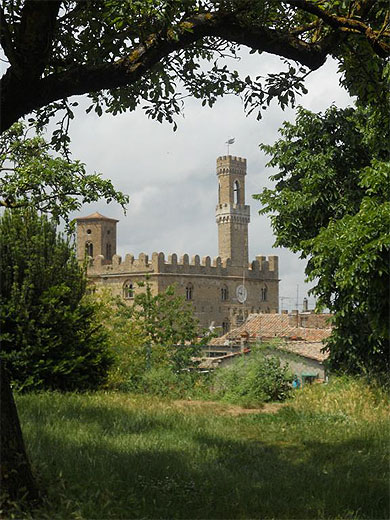 Palazzo dei Priori et sa tour crénelée Palazzo dei Priori et sa tour crénelée