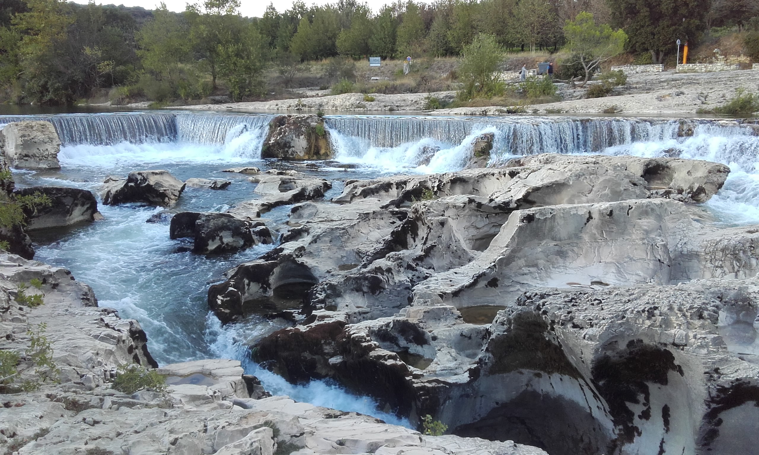 Les cascades de Sautadet pres d'Uzes Les cascades de Sautadet pres d'Uzes