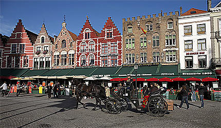 Façades, Grand-Place, Bruges, Belgique
