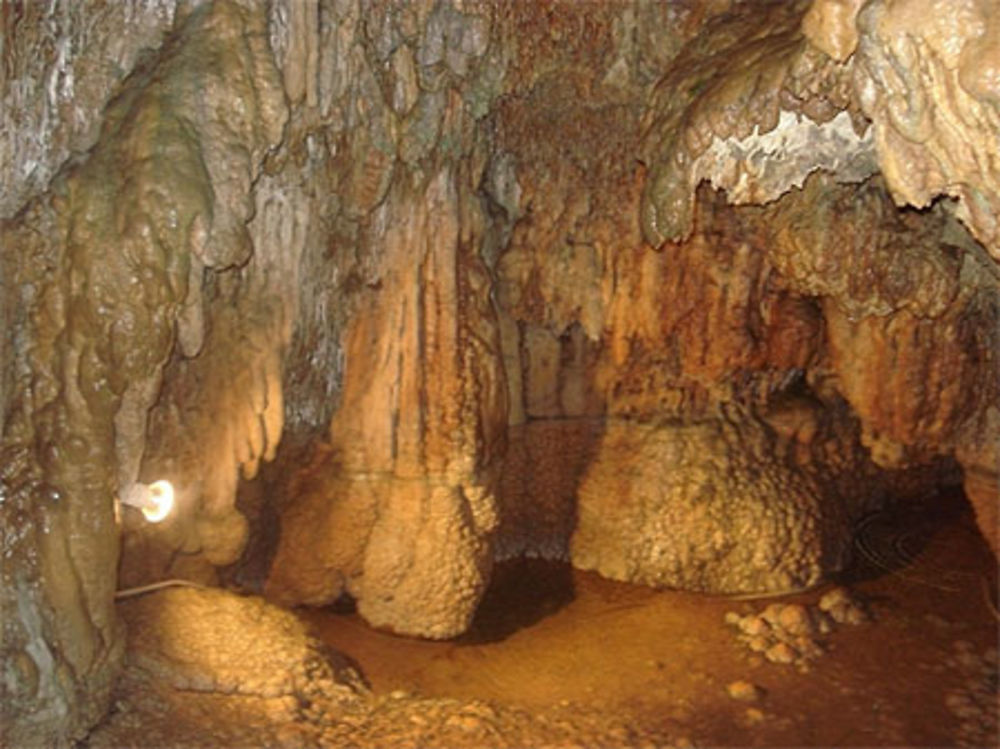 Les Grottes d'enfer - une grotte très jolie !