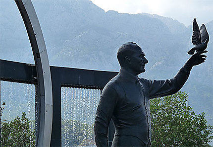 Ataturk à la colombe