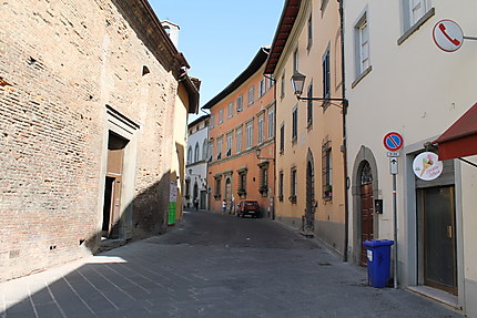 Une rue de San Miniato (Province de Pise)