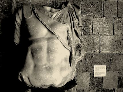 Statue d'Apollo (1er siècle av J.C)