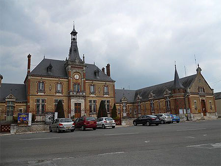 Hôtel de ville de Brou, Eure-et-Loir. Hôtel de ville de Brou, Eure-et-Loir.