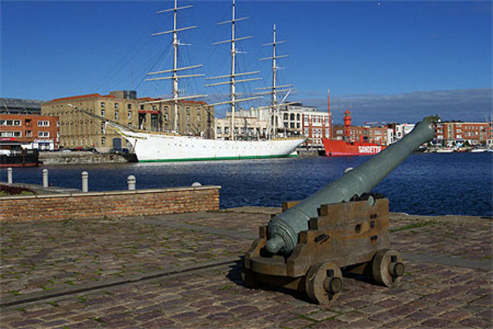 Le Duchesse Anne, bassin du commerce, Dunkerque