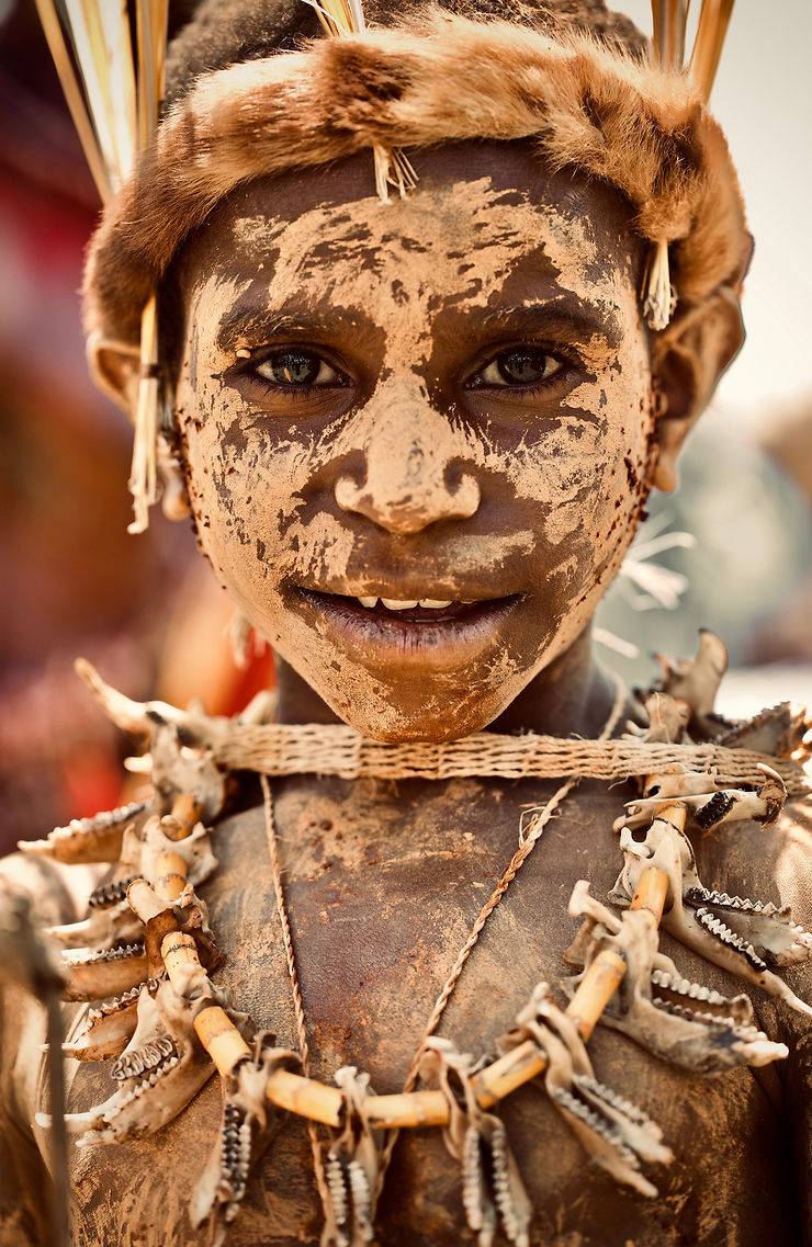 Portrait d’un jeune garçon de Goroka, Province des Hautes-Terres orientales