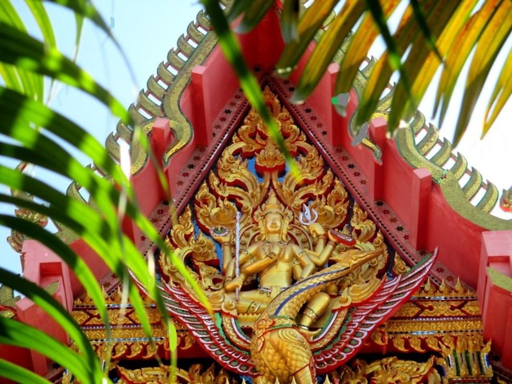 Wat Mai Hat Kratong Thong