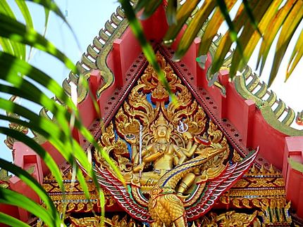 Wat Mai Hat Kratong Thong