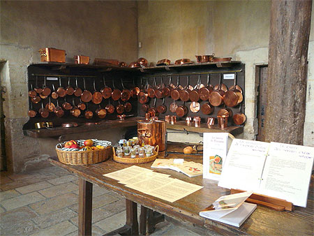 Collection de casseroles en cuivre Collection de casseroles en cuivre