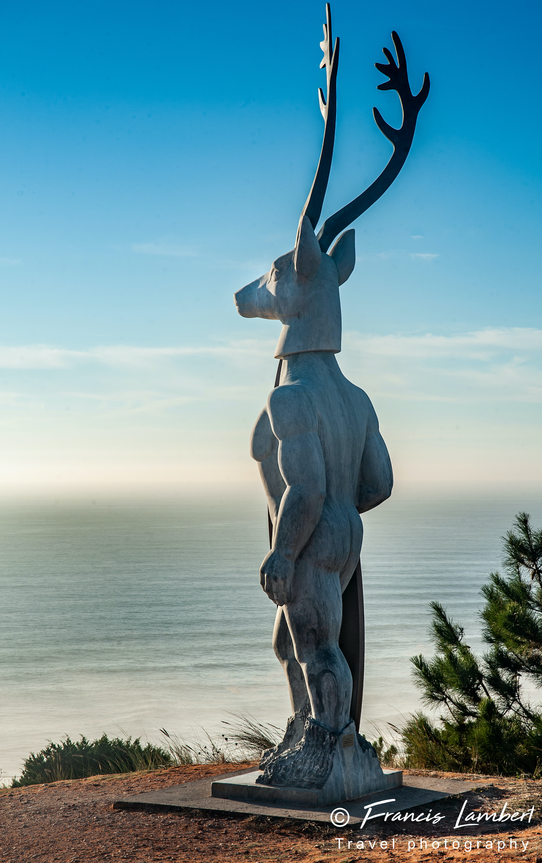 Statue des surfeurs Statue des surfeurs