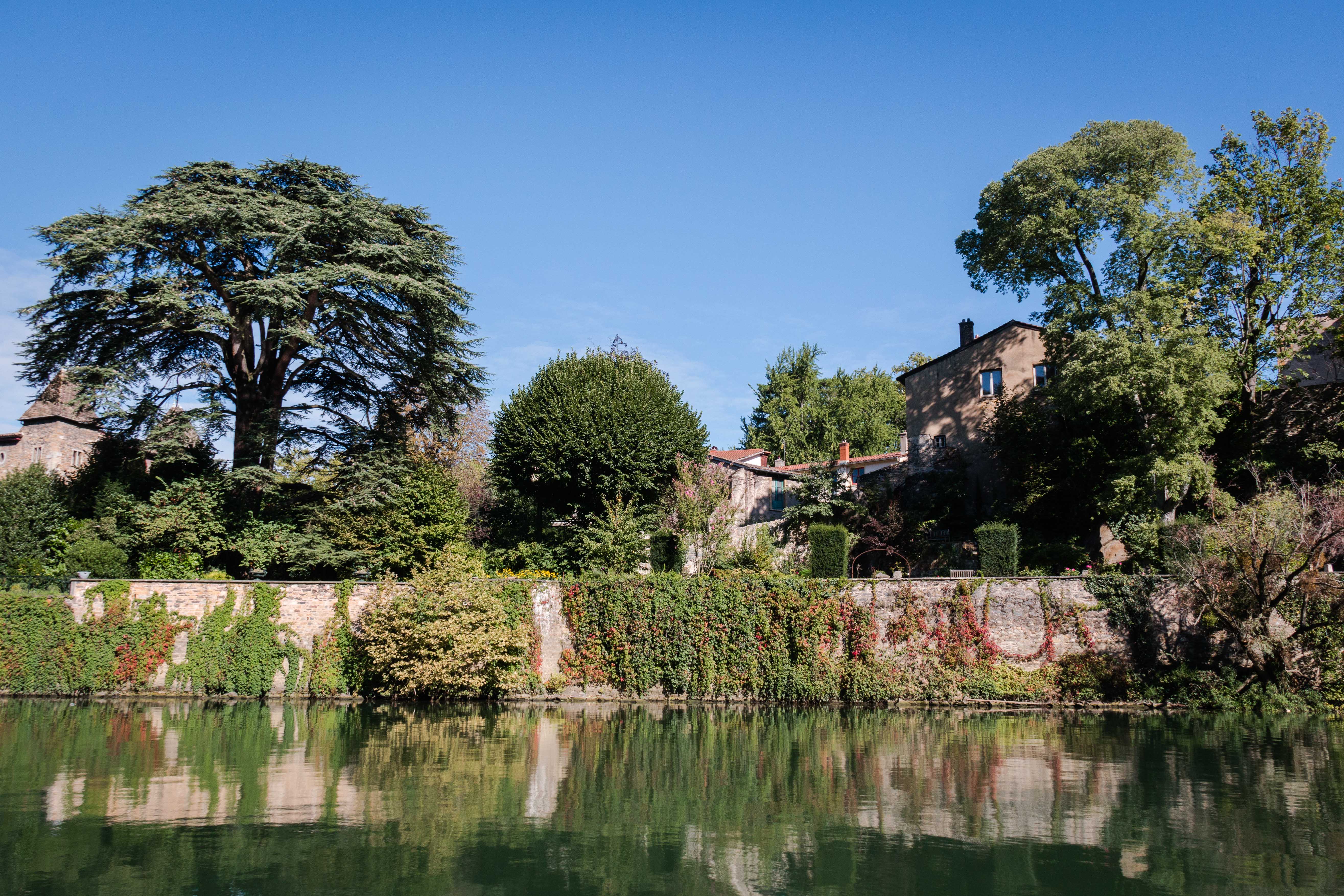 L'Ile Barbe sur la Saône à Lyon L'Ile Barbe sur la Saône à Lyon