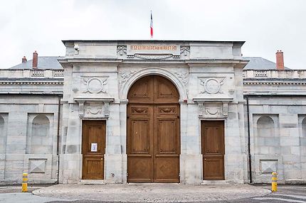 Besançon, Ancien Hôtel de l'Intendance, L'entrée