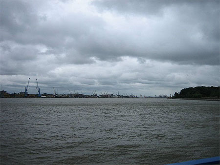 Grand port libre de glace