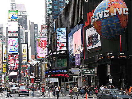 Time Square le jour