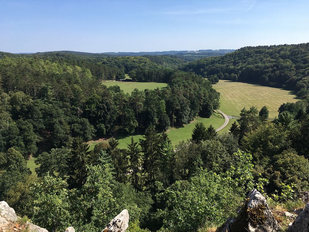 Vue depuis le parc des grottes de Han sur Lesse