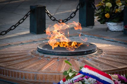 La flamme du souvenir, Arc de Triomphe : Arc de Triomphe : 8ème arrondissement : Paris : Routard.com